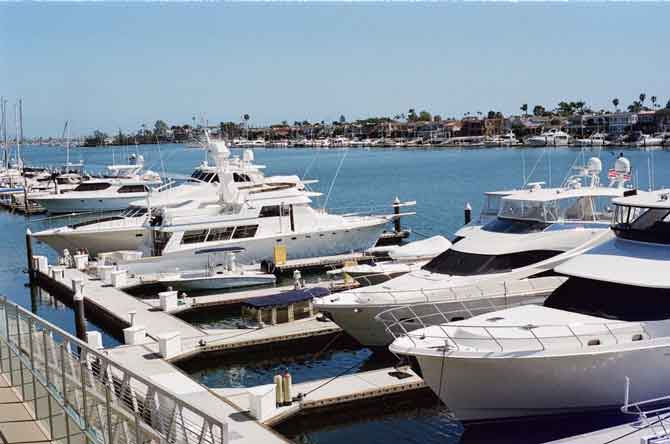 Yachts Miami Beach private jet charter